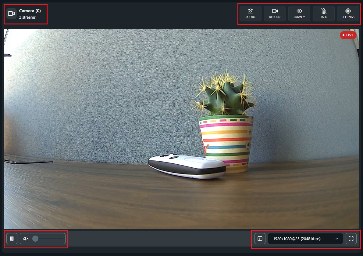 A live streaming preview with the available video player controls